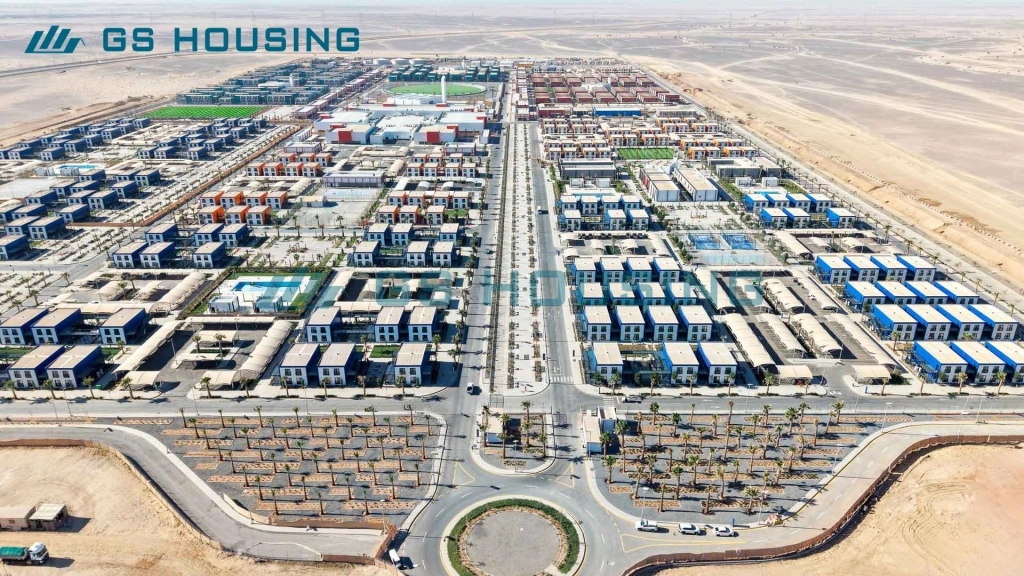 container camp house