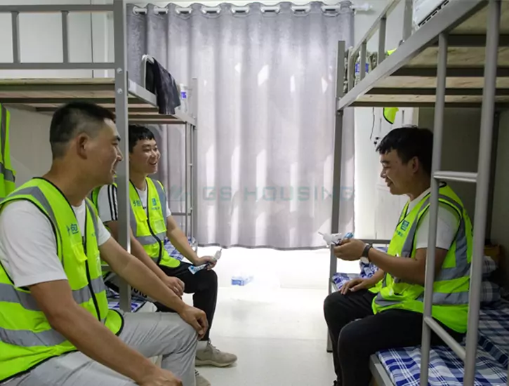 accommodates-7100-for-living-and-office-use-02 container house for living