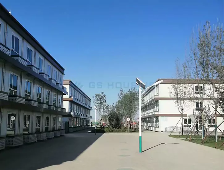 accommodates-7100-for-living-and-office-use-08 collapsible container homes