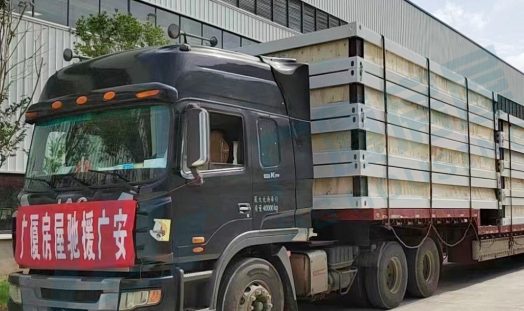 Chinas Manufacturing Capacity and Fast Delivery