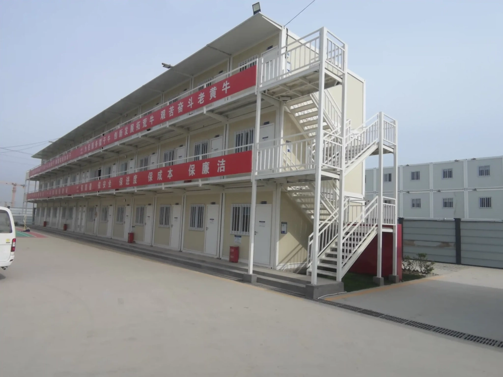 How Modular Housing Is Supporting the Expanding Needs of Global Industries scaled